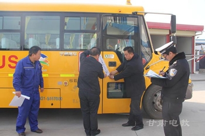 筑牢安全防線 護(hù)航平安學(xué)途——蘭州市紅古區(qū)深化校車駕駛員安全管理培訓(xùn)與規(guī)范運(yùn)營紀(jì)實(shí)